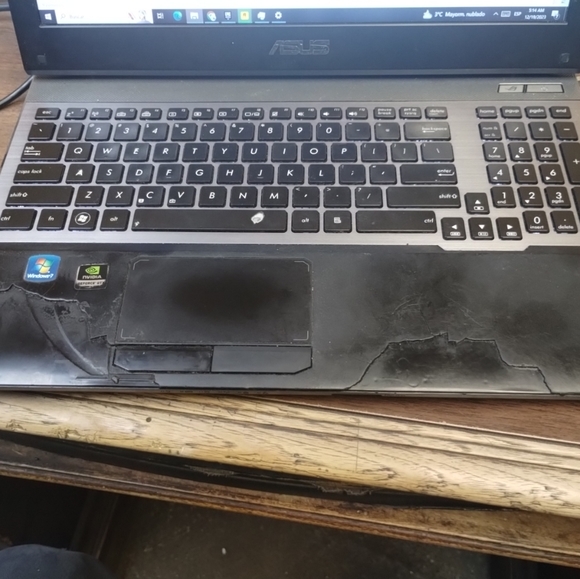 ASUS ROG G55V INTEL CORE I7-3610QM @ 2.30GHz 16GB RAM 1TB SSD WIN-10 - Picture 3 of 7